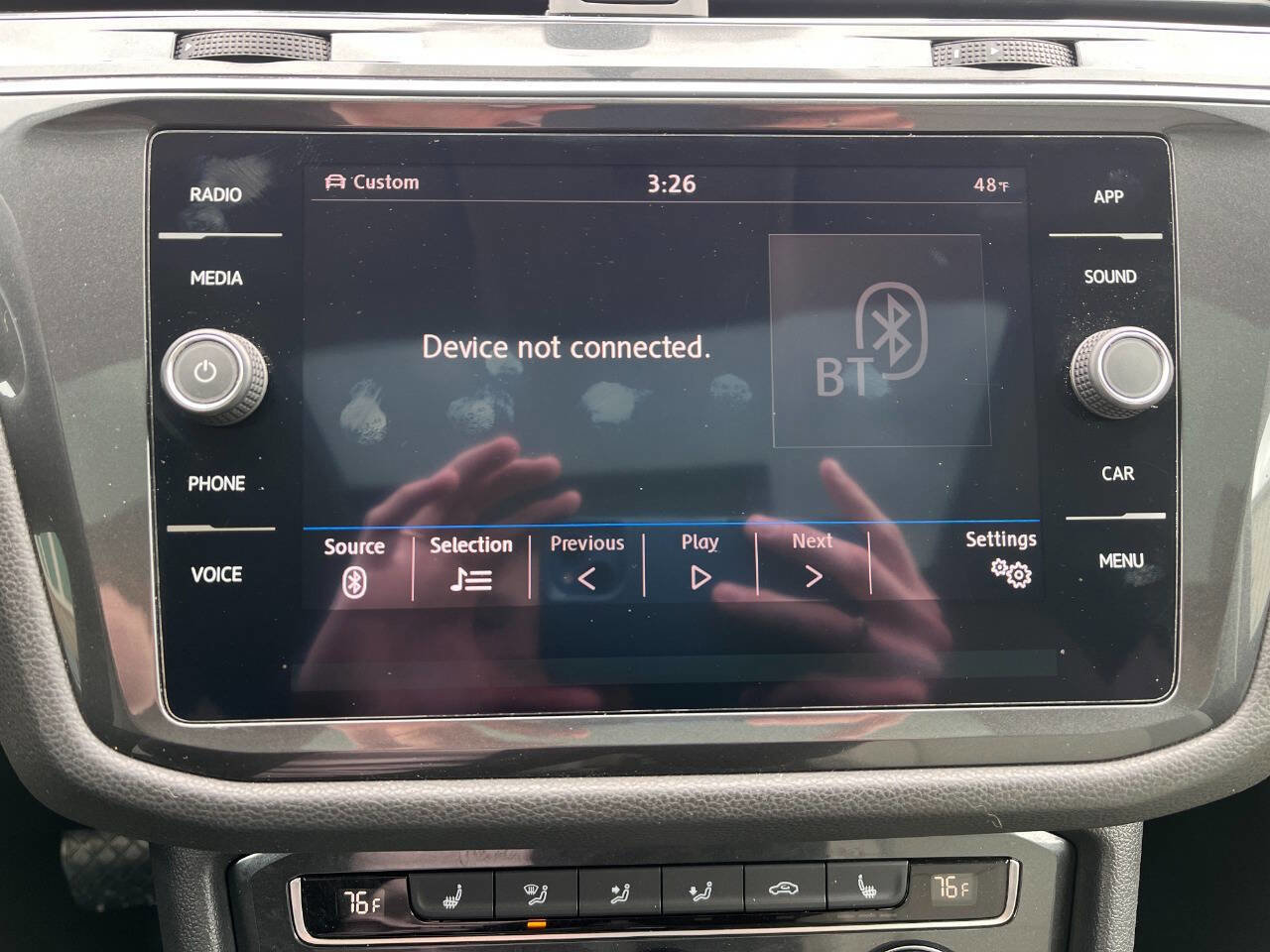 Used 2019 Volkswagen Tiguan SE w/ Panoramic Sunroof Package image 14