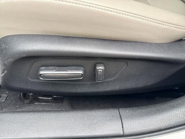 Used 2023 Honda Civic Sport Touring image 4