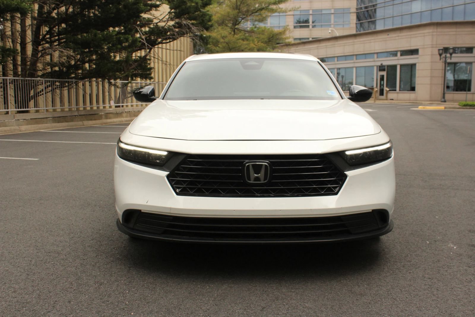 Used 2024 Honda Accord Sport image 3