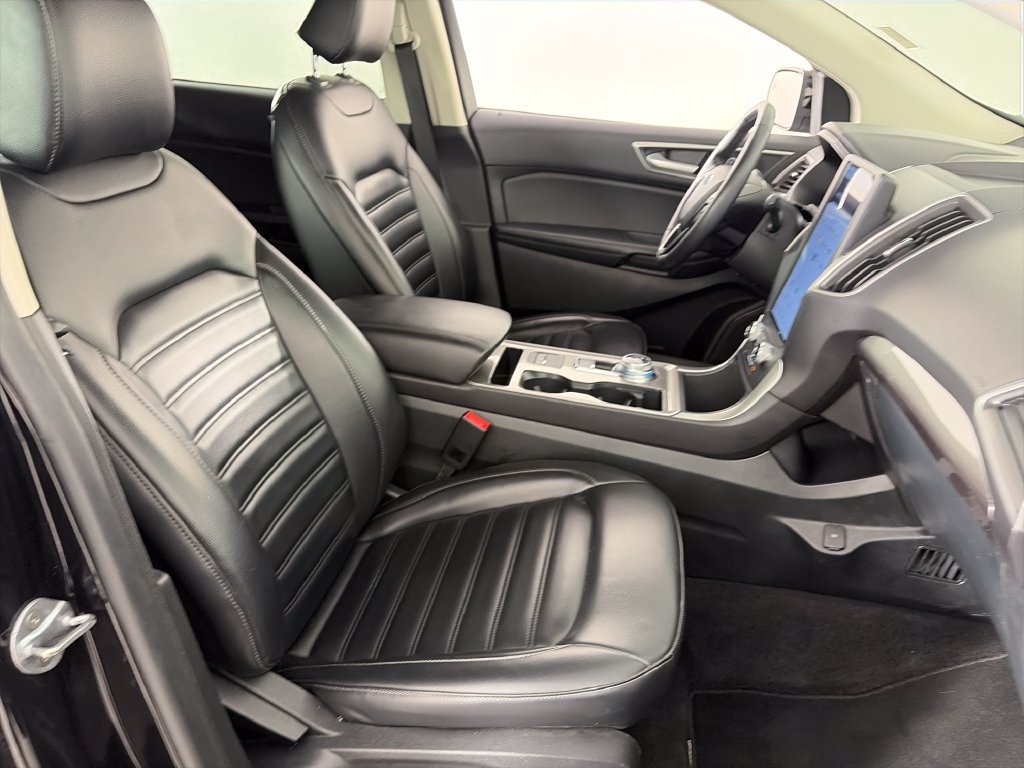 Used 2024 Ford Edge SEL AWD/4WD image 31