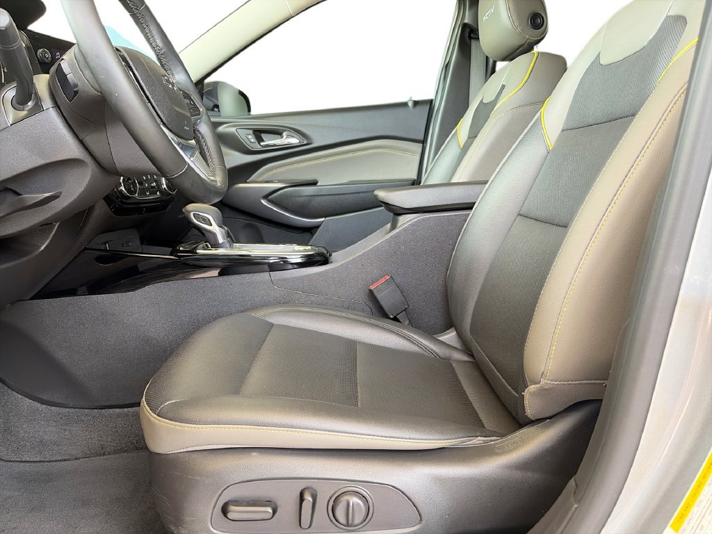 Certified 2025 Chevrolet Trax ACTIV w/ Sunroof Package FWD image 20