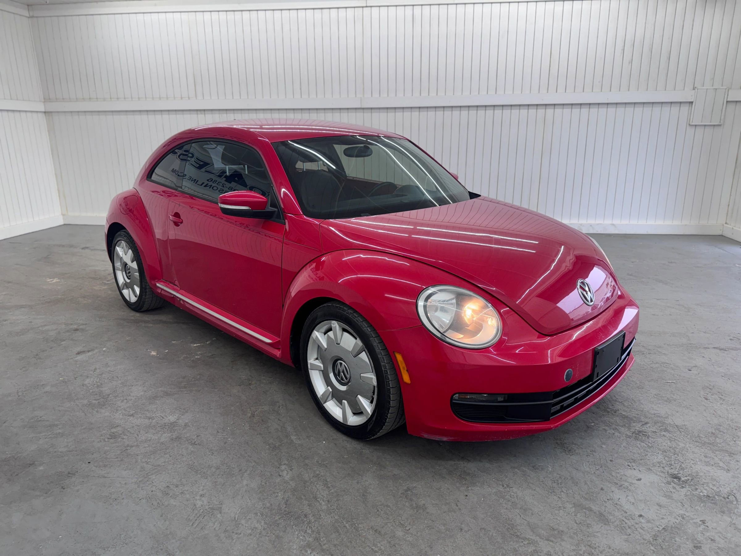 Used 2012 Volkswagen Beetle 2.5 image 3