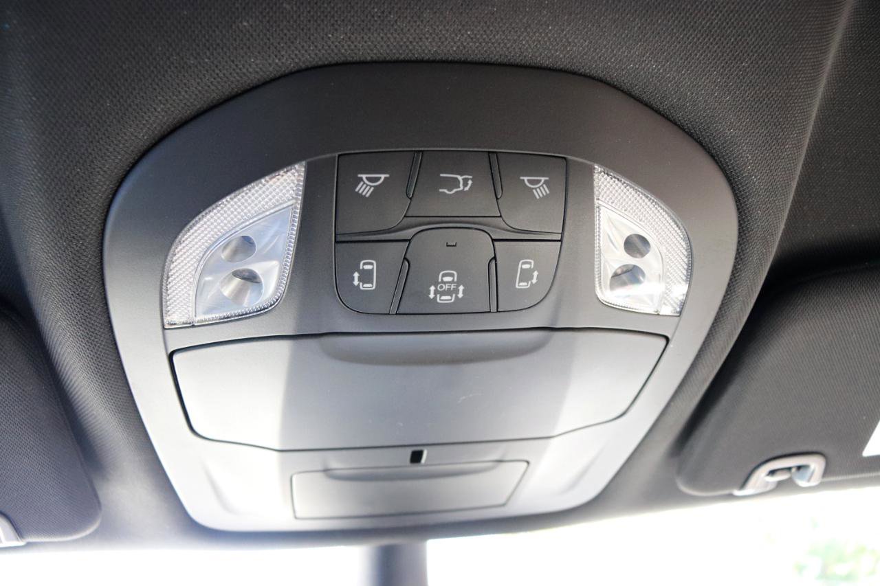 Used 2026 Chrysler Pacifica Select FWD image 50