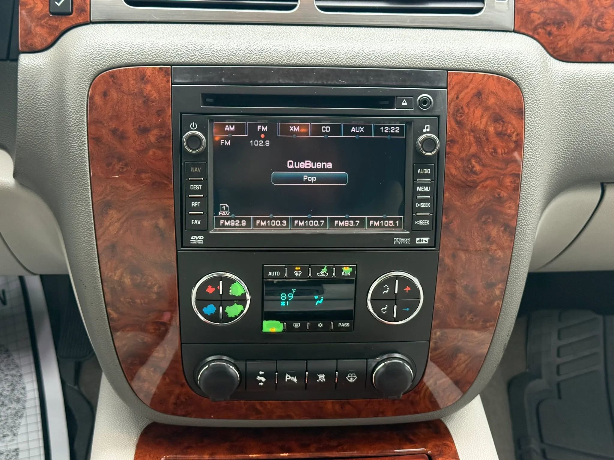Used 2007 Chevrolet Suburban LTZ w/ LTZ Preferred Equipment Group RWD image 10