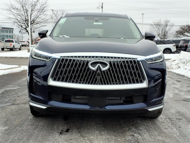 New 2026 INFINITI QX60 Luxe w/ Family Package image 2