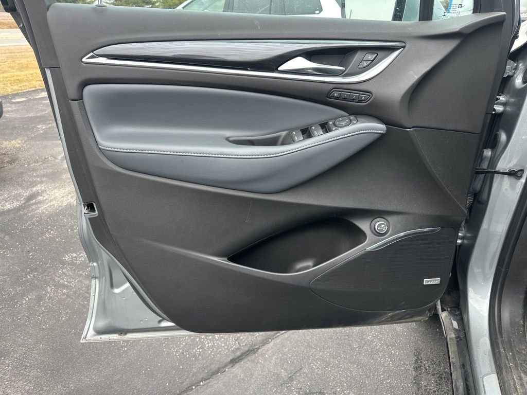 Used 2023 Buick Enclave Premium w/ Experience Buick Package image 21