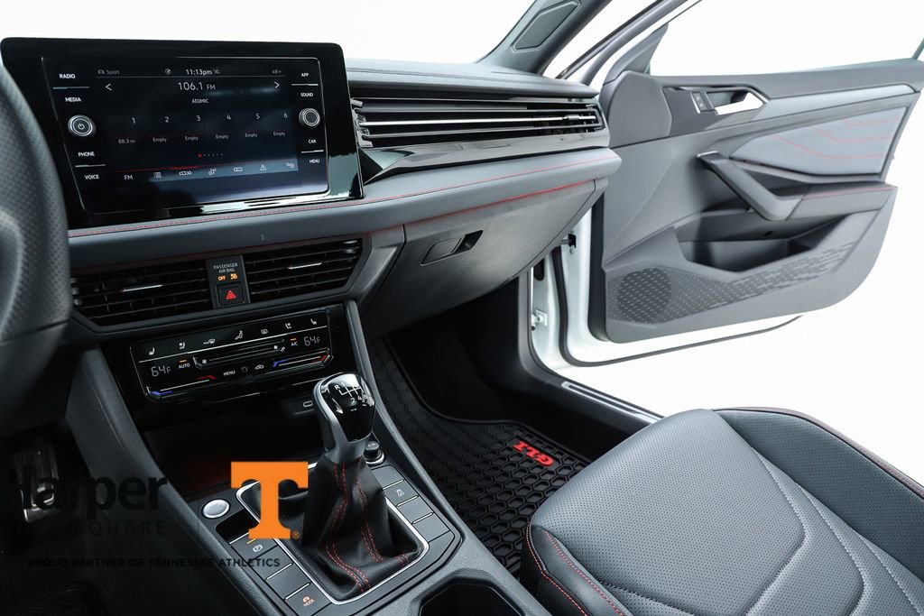Used 2025 Volkswagen Jetta GLI Autobahn FWD image 23