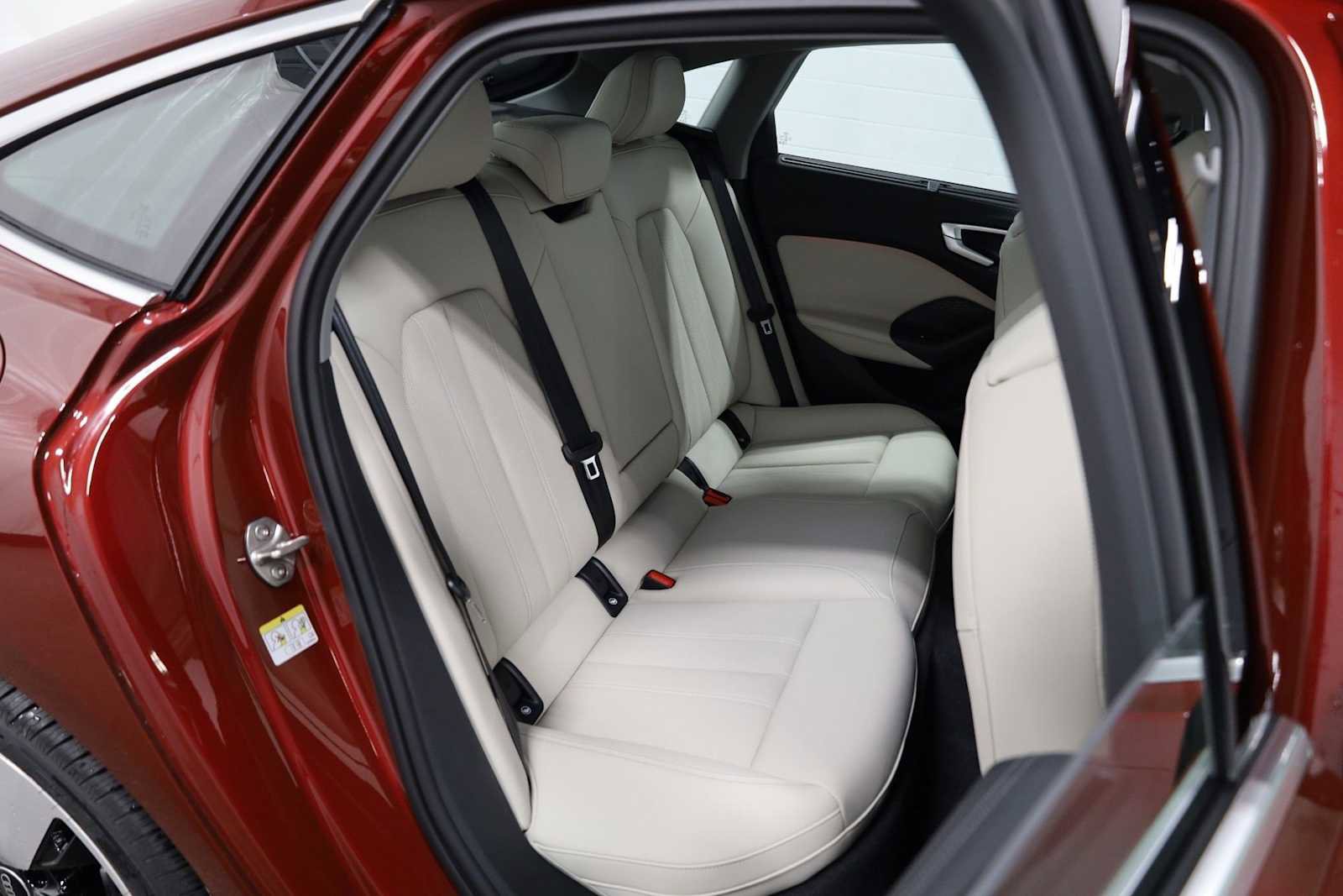 New 2025 Audi A5 2.0T Prestige image 35