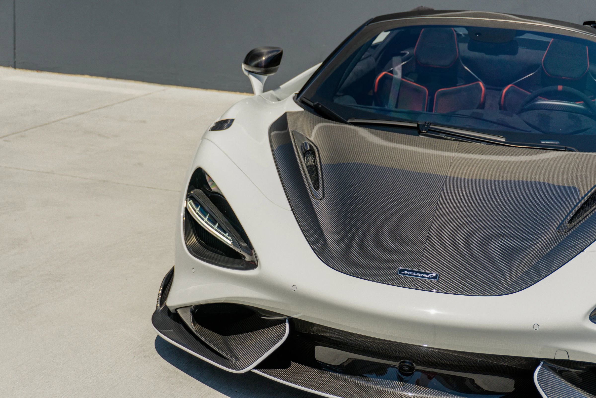 Used 2022 McLaren 765LT RWD image 34