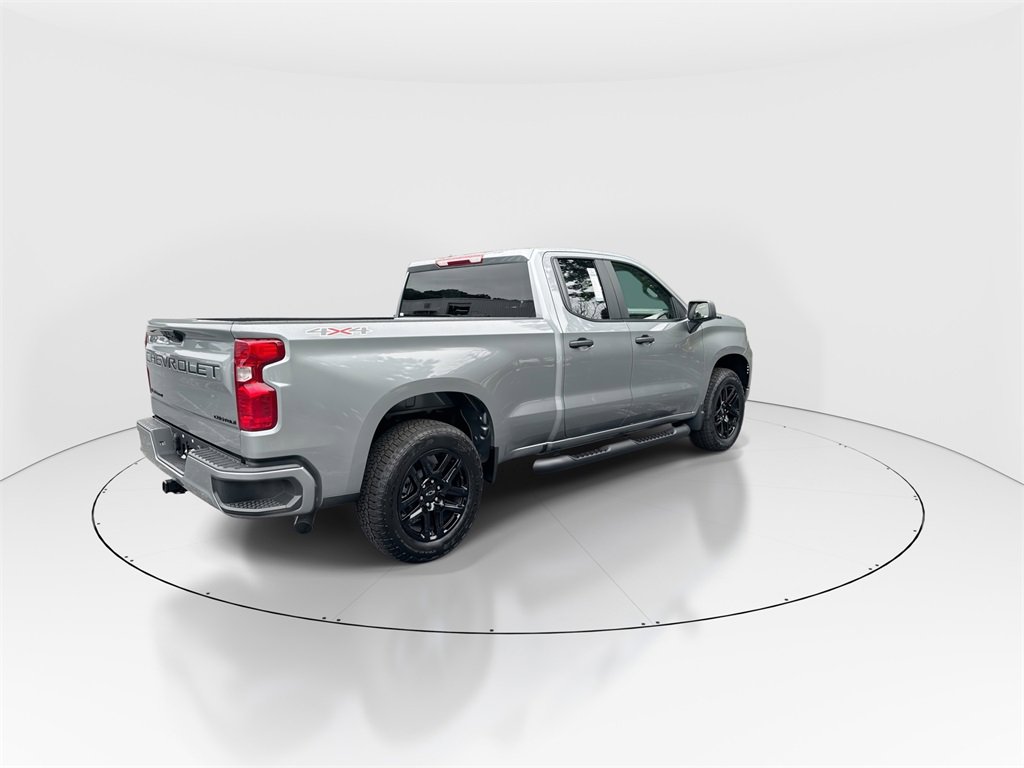 New 2026 Chevrolet Silverado 1500 Custom w/ Turbomax Blackout Package image 8