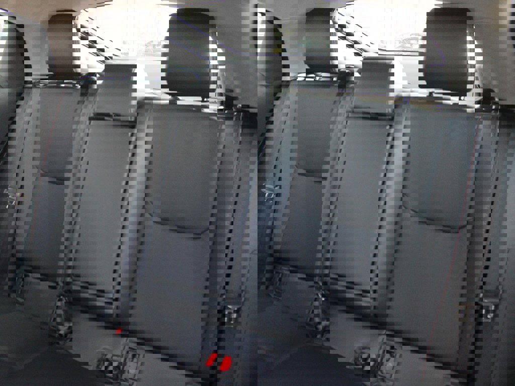 New 2026 Toyota Prius Plug-In Hybrid FWD image 8