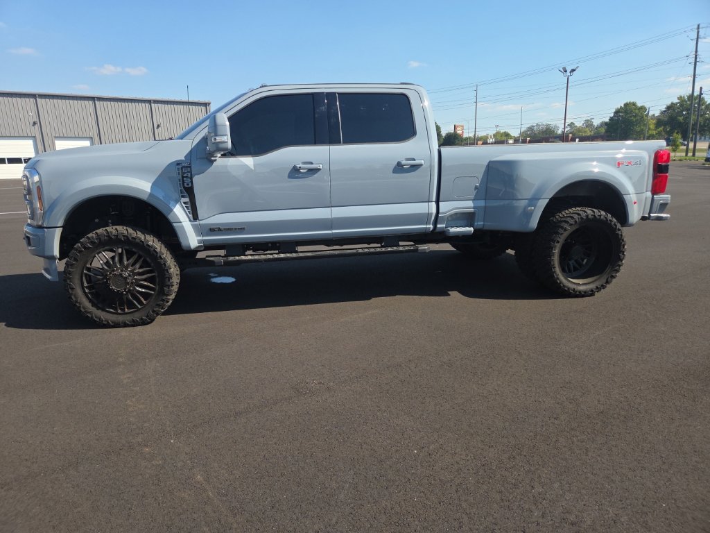 Used 2025 Ford F450 Lariat w/ FX4 Off-Road Package AWD/4WD image 10