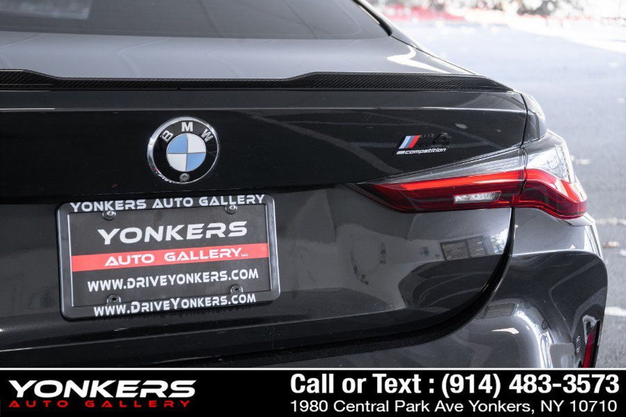 Used 2021 BMW M4 Competition w/ M Carbon Exterior Package RWD image 24