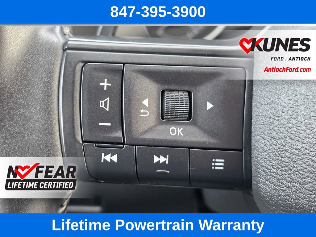 Used 2025 Nissan Rogue SV image 39