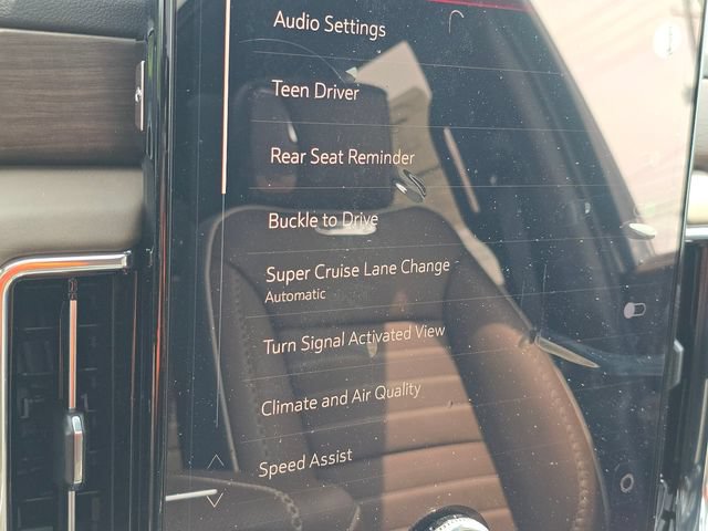 New 2026 GMC Yukon Denali Ultimate AWD/4WD image 9