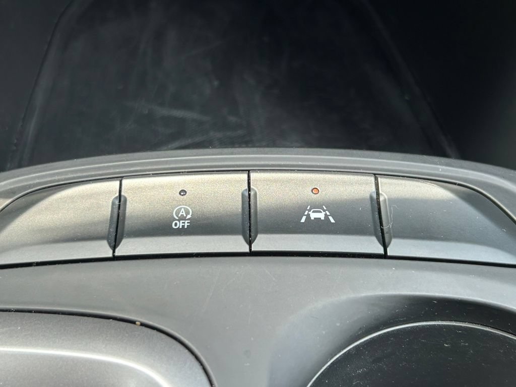 Used 2024 Buick Envista Preferred w/ Advanced Safety Package FWD image 25