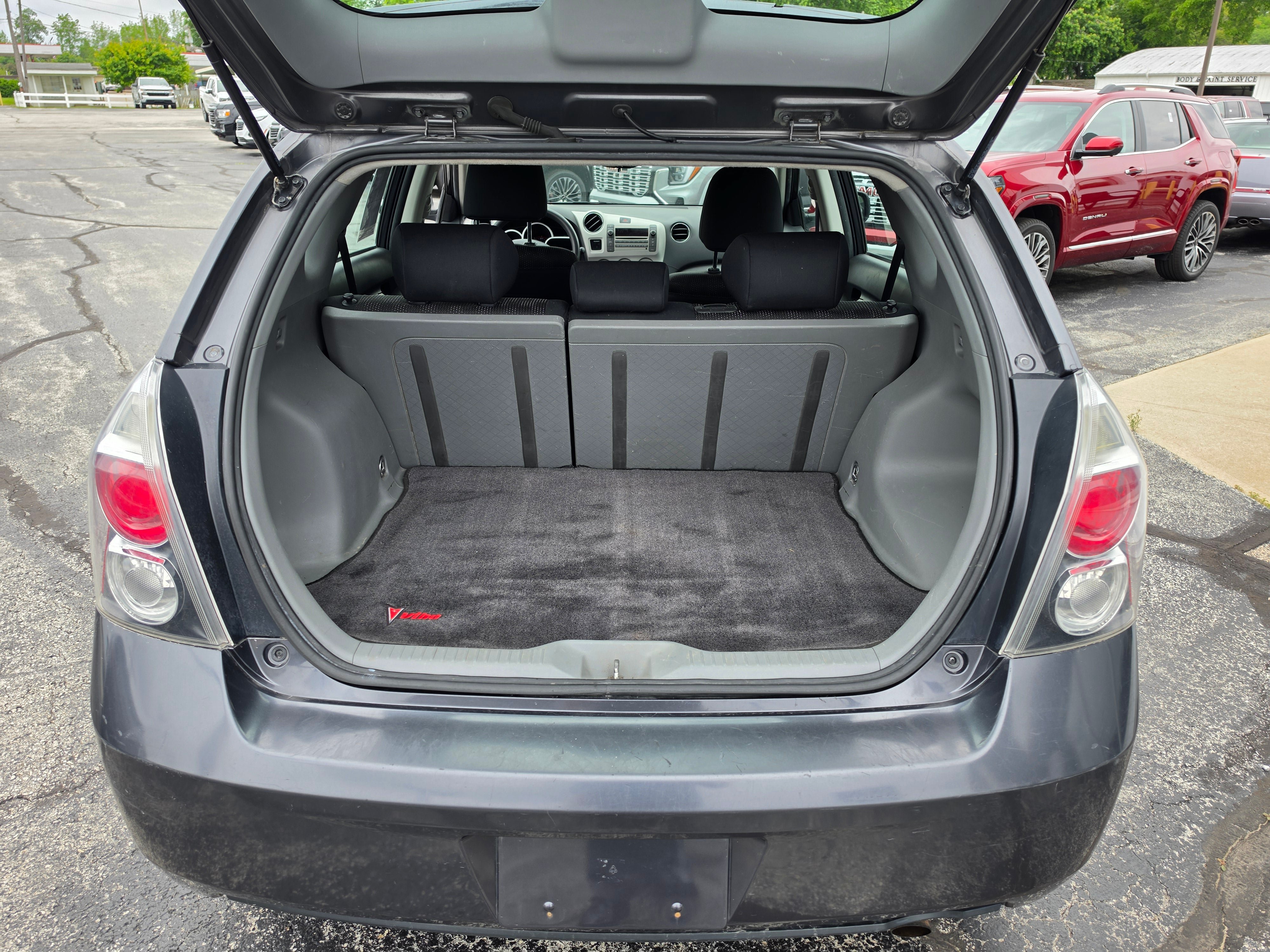 Used 2009 Pontiac Vibe w/ Preferred Package FWD image 6