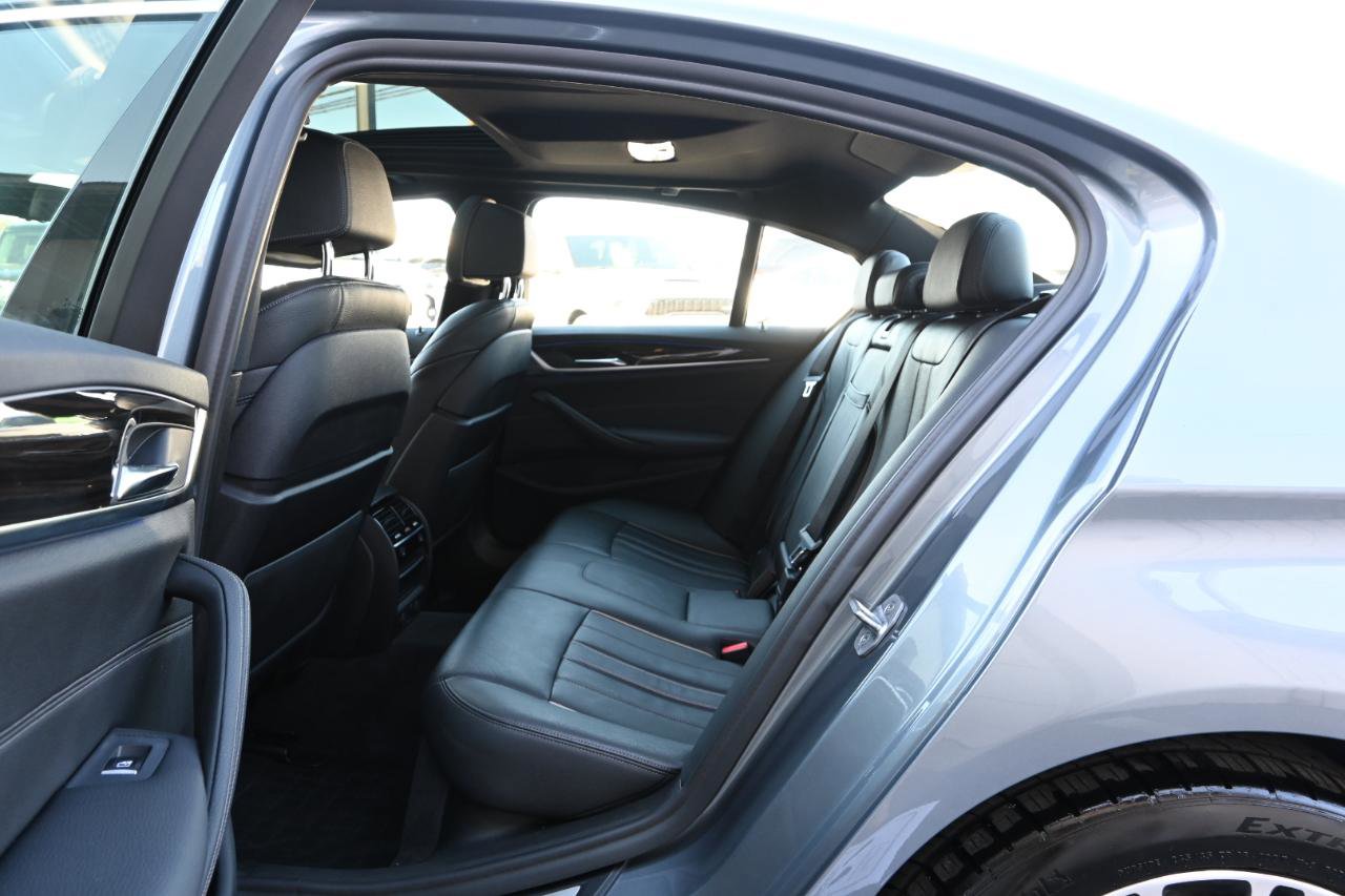 Used 2019 BMW 530i xDrive image 21