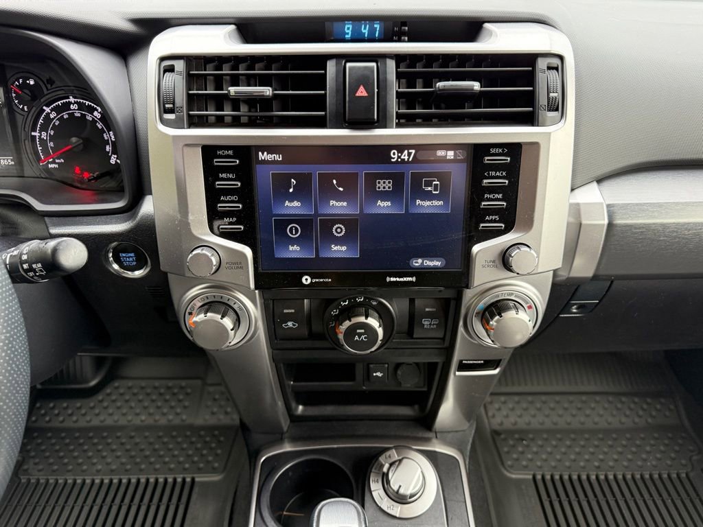 Used 2024 Toyota 4Runner SR5 AWD/4WD image 22