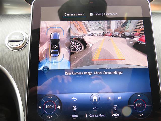 Used 2025 Mercedes-Benz C 300 4MATIC Sedan image 16