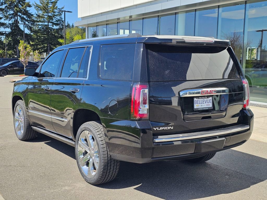 Used 2017 GMC Yukon Denali w/ Open Road Package AWD/4WD image 3