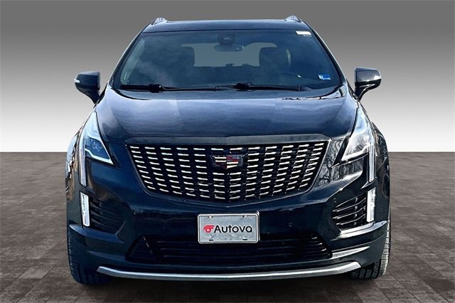 Used 2022 Cadillac XT5 Premium Luxury image 2