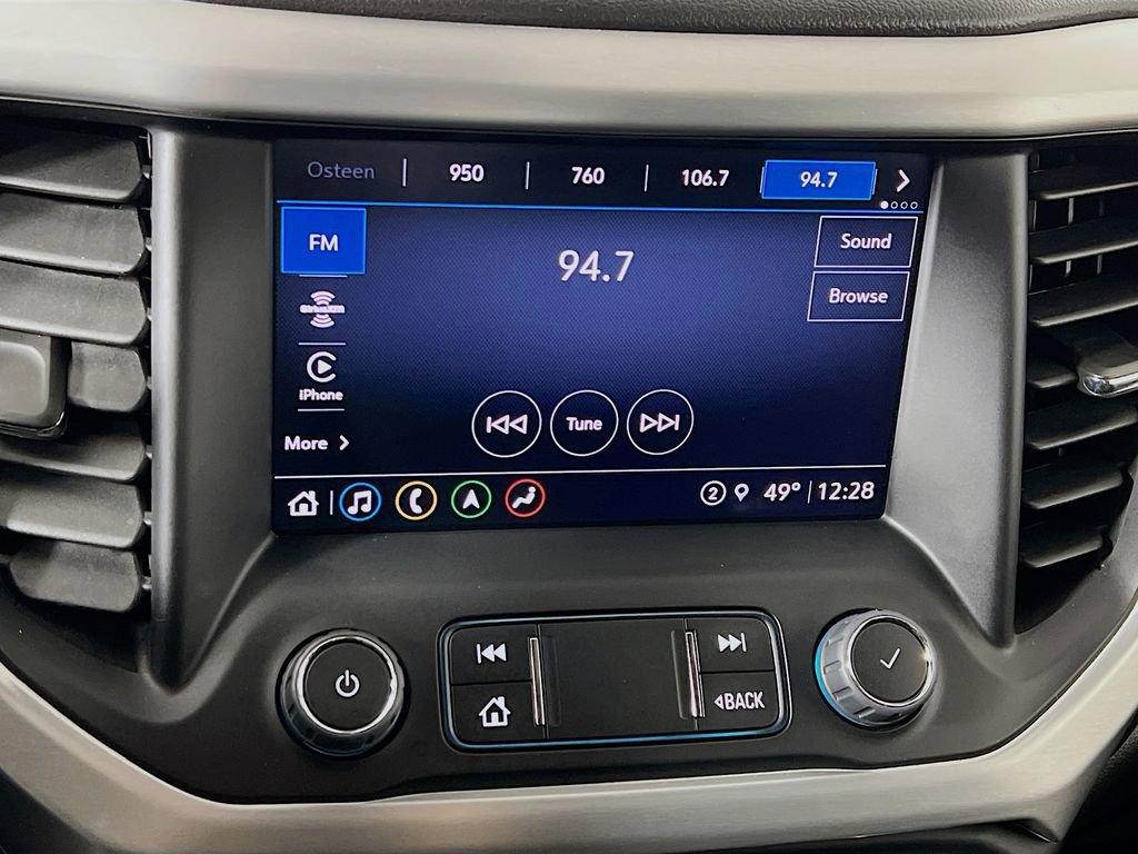 Used 2023 GMC Acadia SLT w/ Technology Package image 15