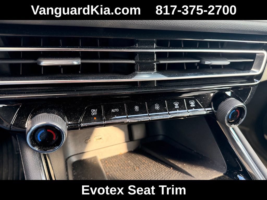 Used 2024 Chevrolet Traverse LT w/ Enhanced Driving Package FWD image 23