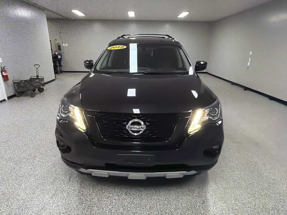 Used 2019 Nissan Pathfinder SV w/ Rock Creek Edition FWD image 8