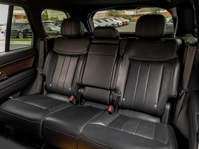 Used 2023 Land Rover Range Rover SE AWD/4WD image 25