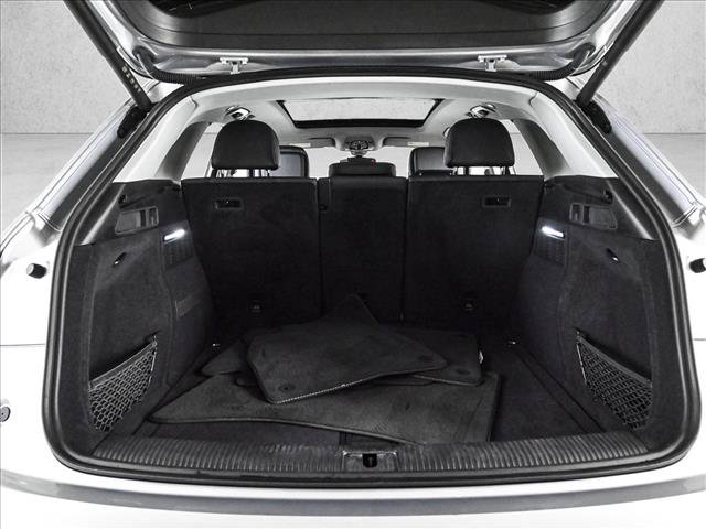 Certified 2024 Audi Q5 2.0T Premium w/ Convenience Package AWD/4WD image 6