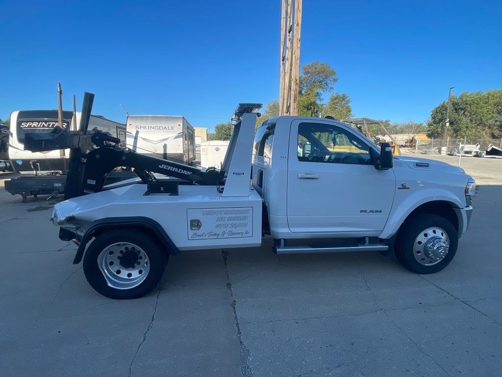 Used 2024 RAM 4500 SLT w/ Quick Order Package 2YG SLT RWD image 15