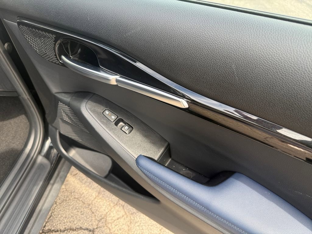 Used 2024 Kia Seltos S FWD image 21