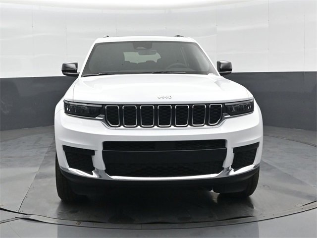 New 2025 Jeep Grand Cherokee L Laredo image 9