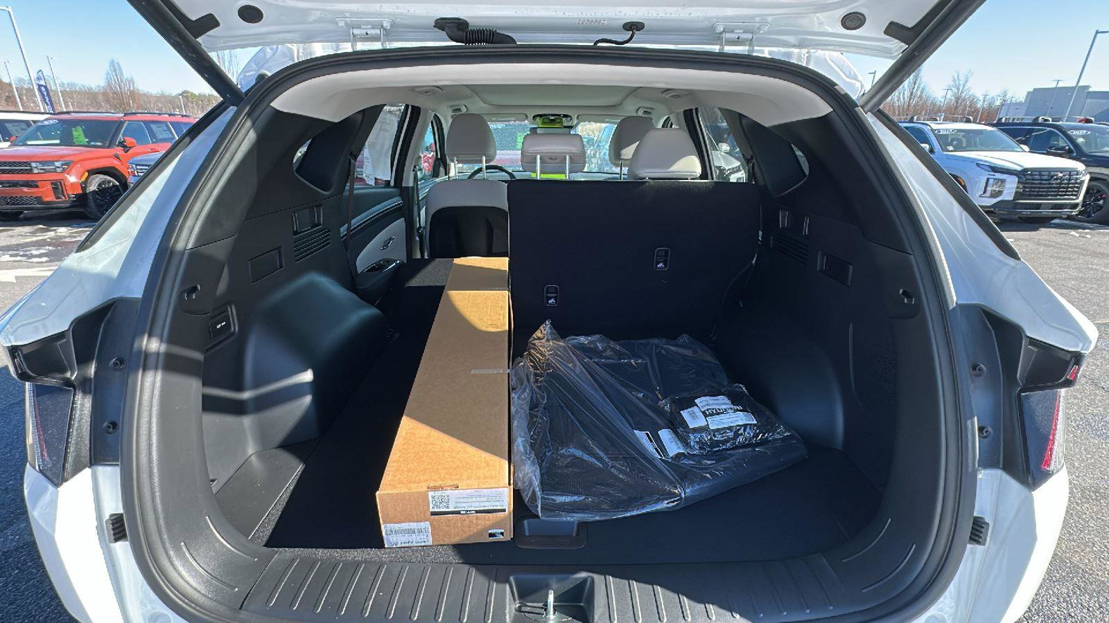 Certified 2024 Hyundai Tucson Limited image 13