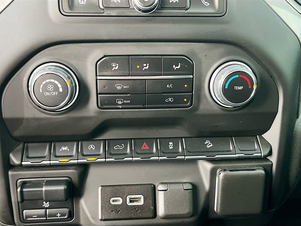 Used 2024 Chevrolet Silverado 1500 Custom Trail Boss w/ LPO, Dark Essentials Package AWD/4WD image 15