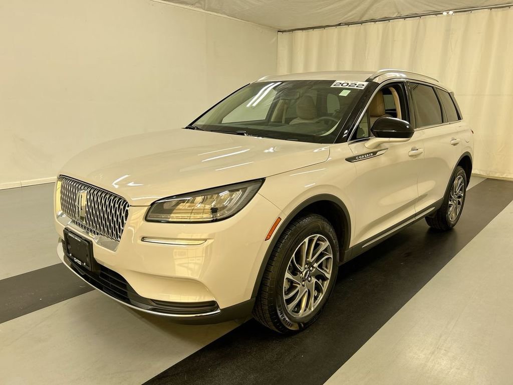 Used 2022 Lincoln Corsair Standard w/ Equipment Group 101A image 5