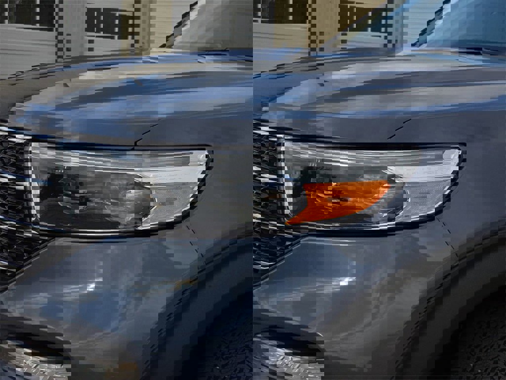 Used 2021 Ford Explorer XLT w/ Equipment Group 202A image 29