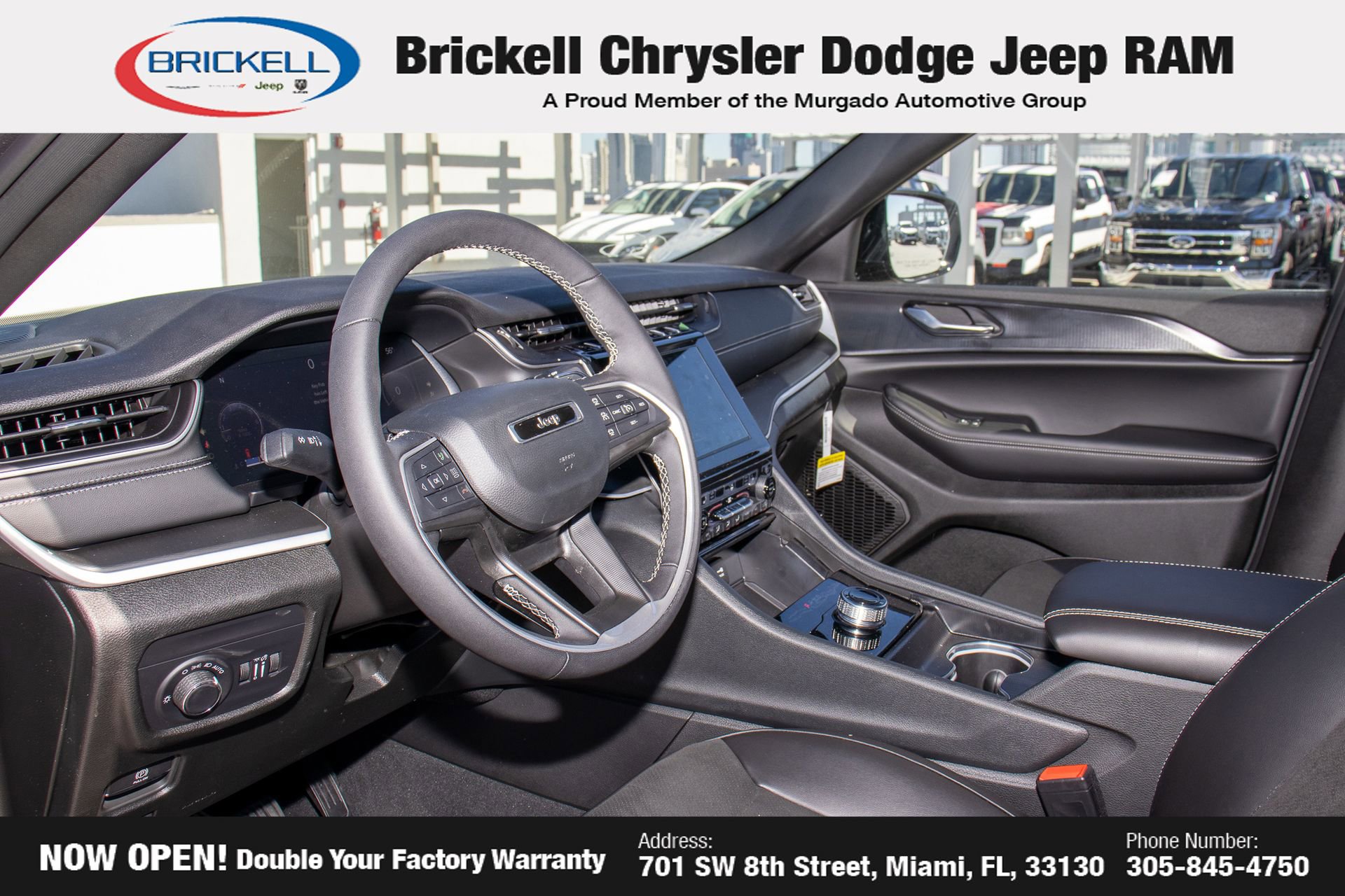 Used 2025 Jeep Grand Cherokee L Altitude AWD/4WD image 16