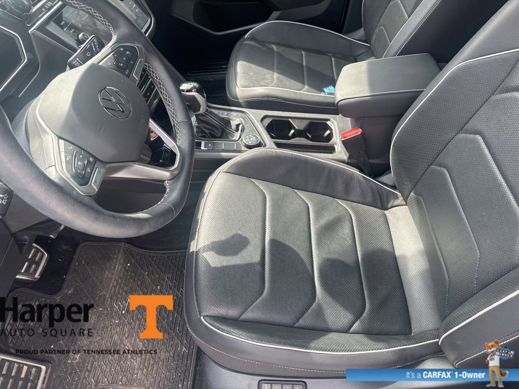 Used 2023 Volkswagen Tiguan SEL R-Line image 13