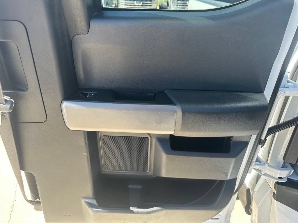 Used 2023 Ford F350 Lariat w/ Sport Appearance Package AWD/4WD image 33