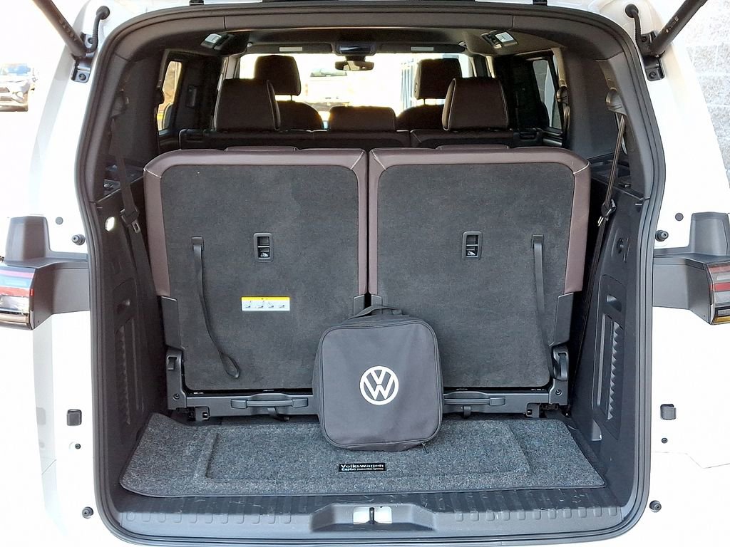 Certified 2025 Volkswagen ID. Buzz Pro S image 30