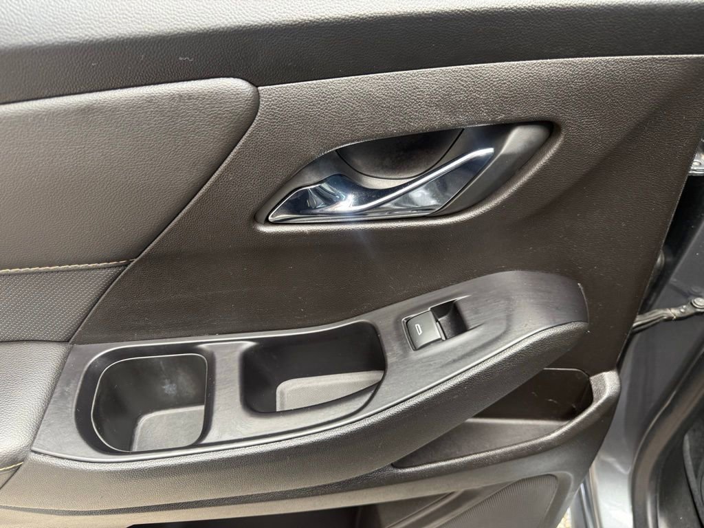 Used 2019 Chevrolet Traverse Premier w/ LPO, Floor Liner Package image 17