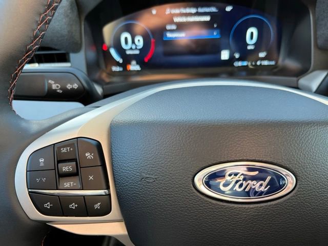Used 2026 Ford Explorer Active w/ Active Comfort Package image 28