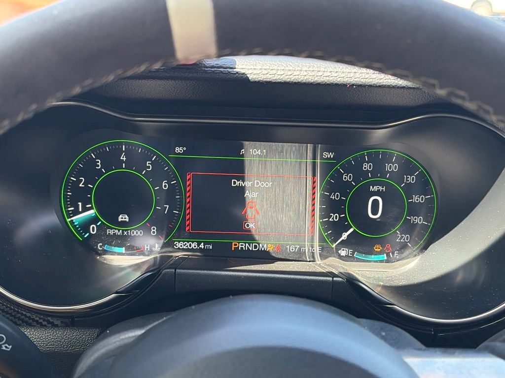 Used 2022 Ford Mustang Shelby GT500 w/ Technology Package RWD image 7