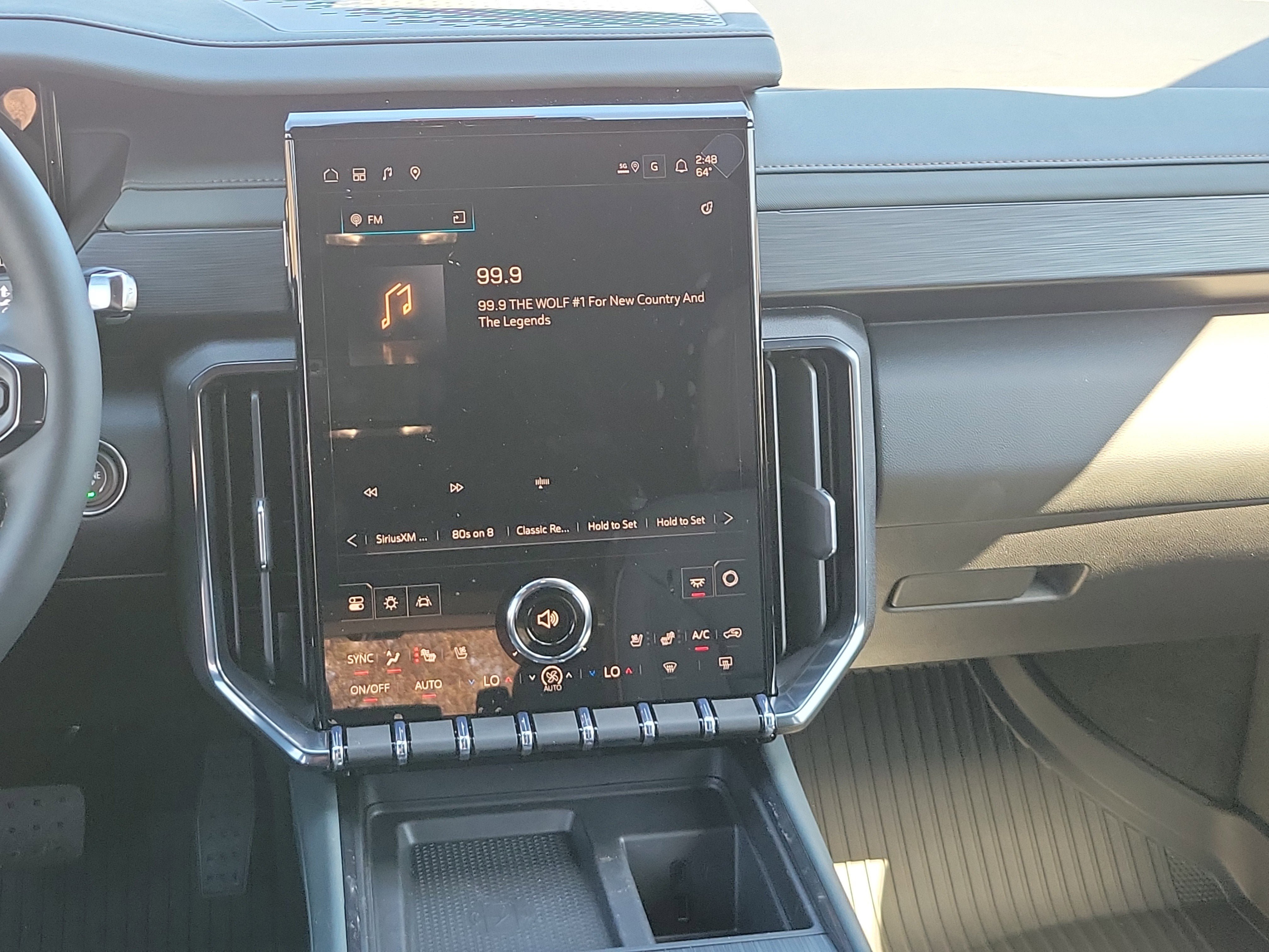 New 2026 GMC Acadia AT4 w/ Luxury Package image 23