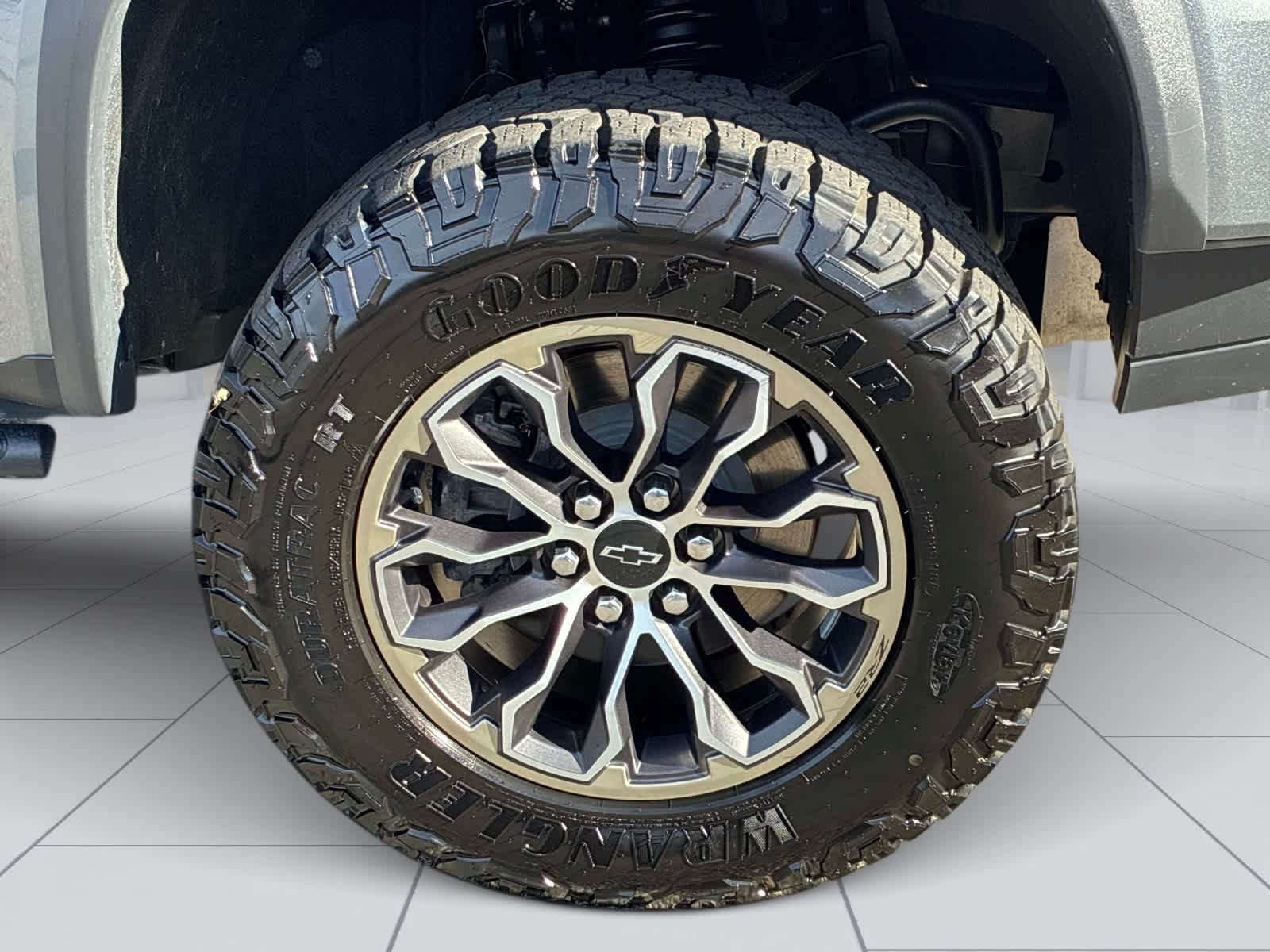 Used 2022 Chevrolet Colorado ZR2 AWD/4WD image 9