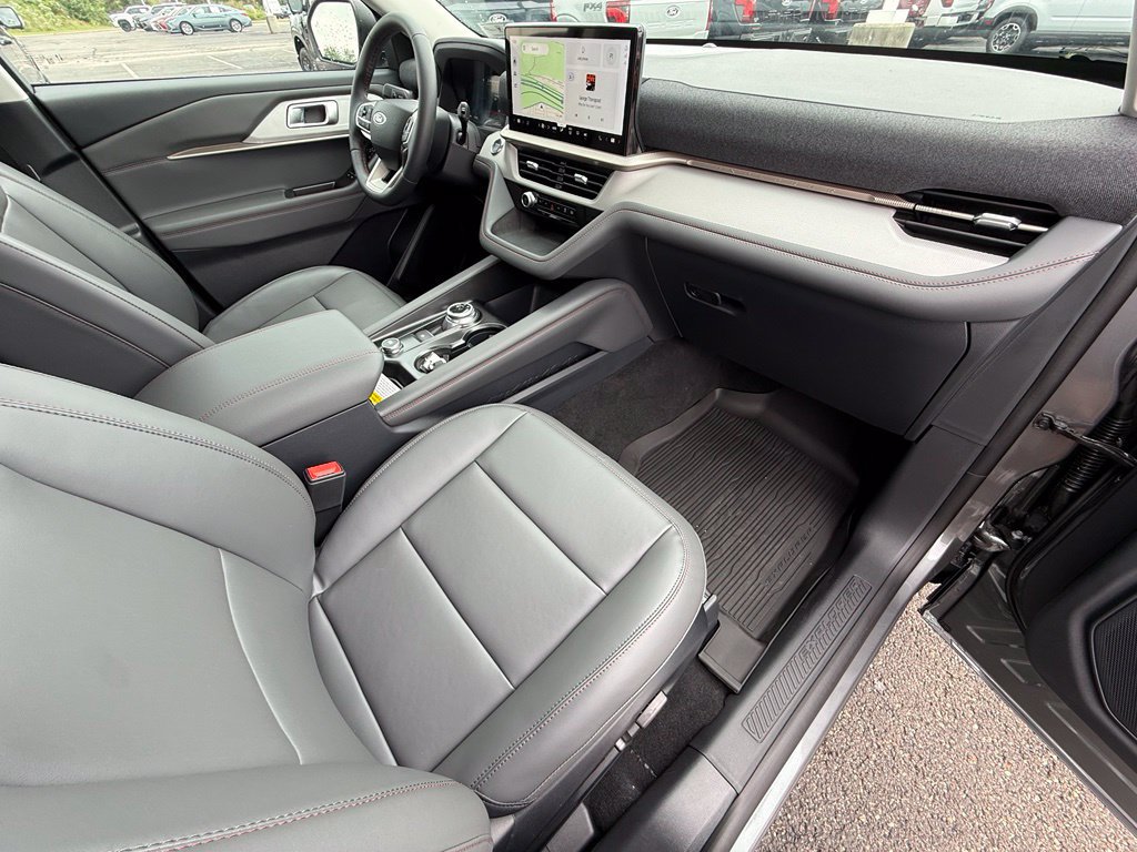 New 2026 Ford Explorer Active w/ Active Comfort Package AWD/4WD image 23