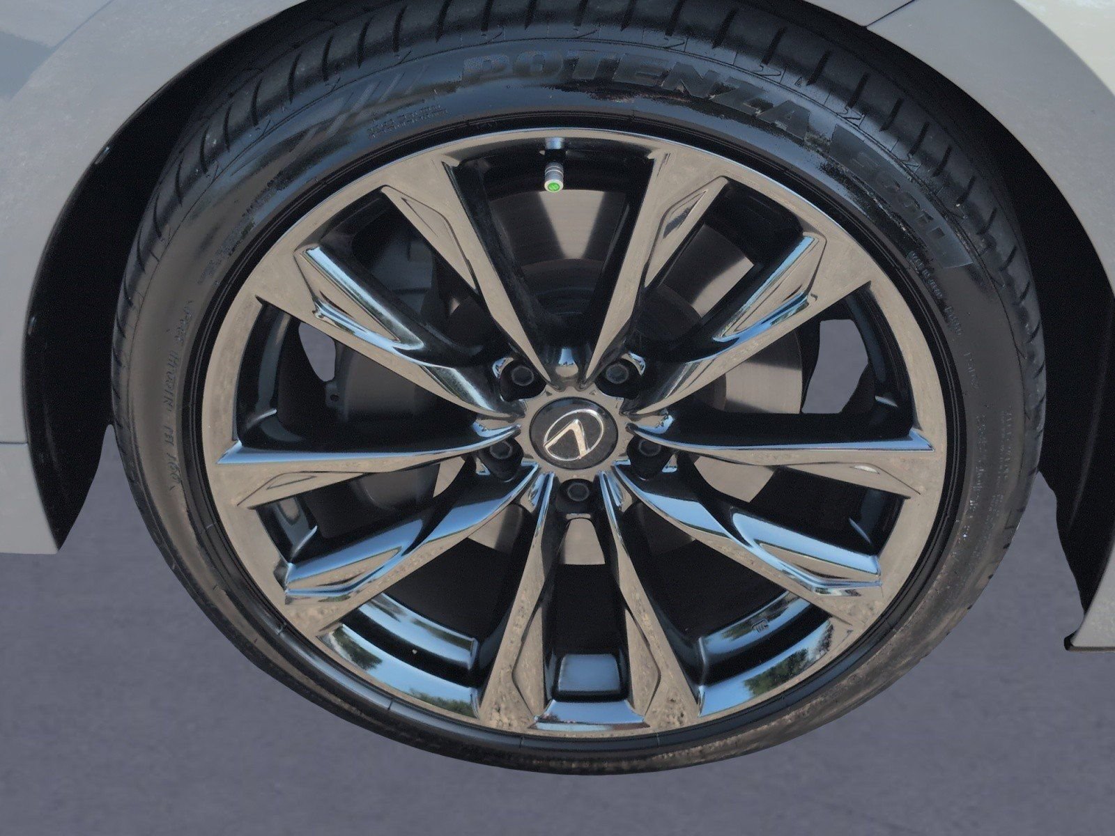 Used 2025 Lexus IS 350 F Sport RWD image 37