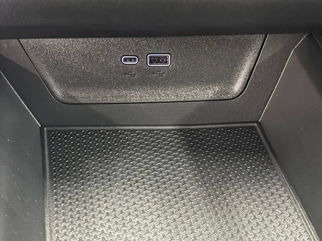 New 2027 Chevrolet Equinox RS w/ Convenience Package III FWD image 33